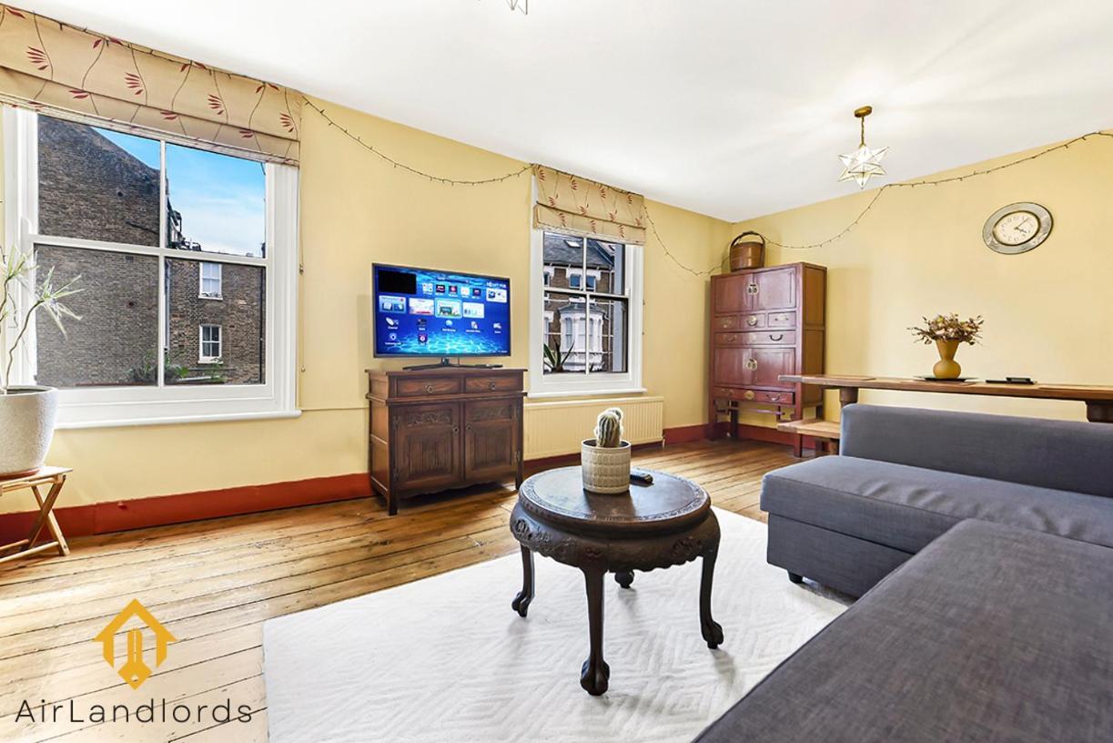 Peaceful 2-Bedroom Flat Near Queens Park Station Лондон Екстер'єр фото